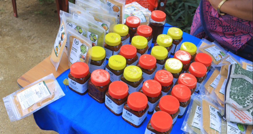 Organic farms avoid toxic inputs, improve soil health, grow clean, sustainable food that supports nature.