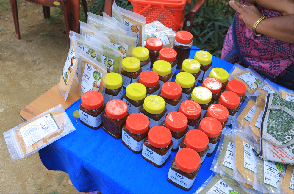 Organic farms avoid toxic inputs, improve soil health, grow clean, sustainable food that supports nature.