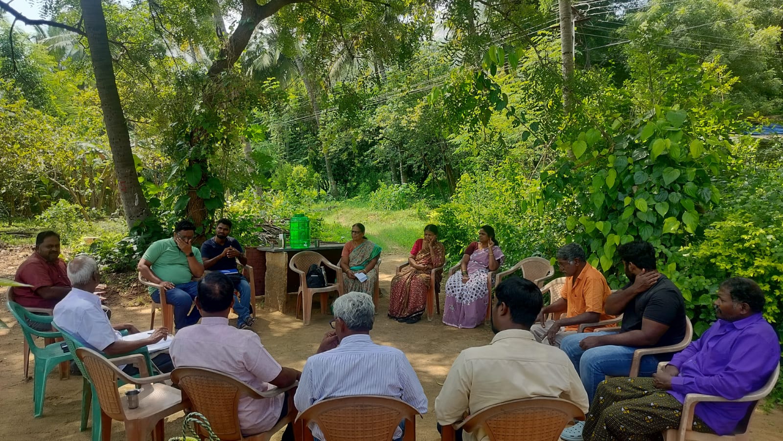 Organic farms avoid toxic inputs, improve soil health, grow clean, sustainable food that supports nature.